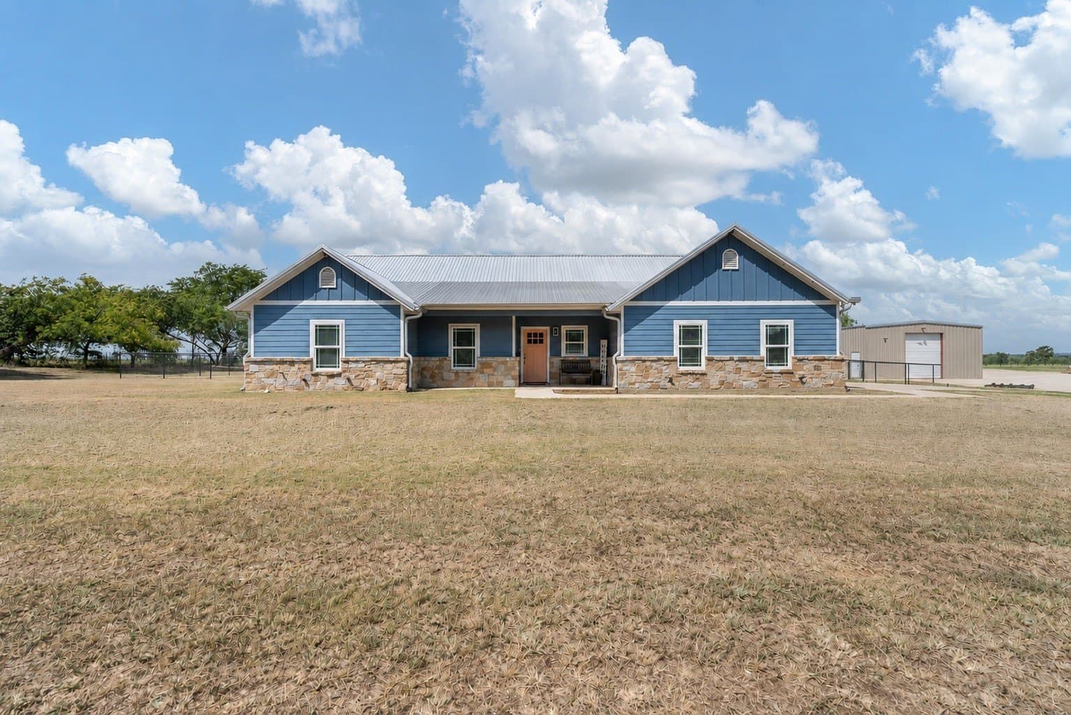 10 acres in Johnson County