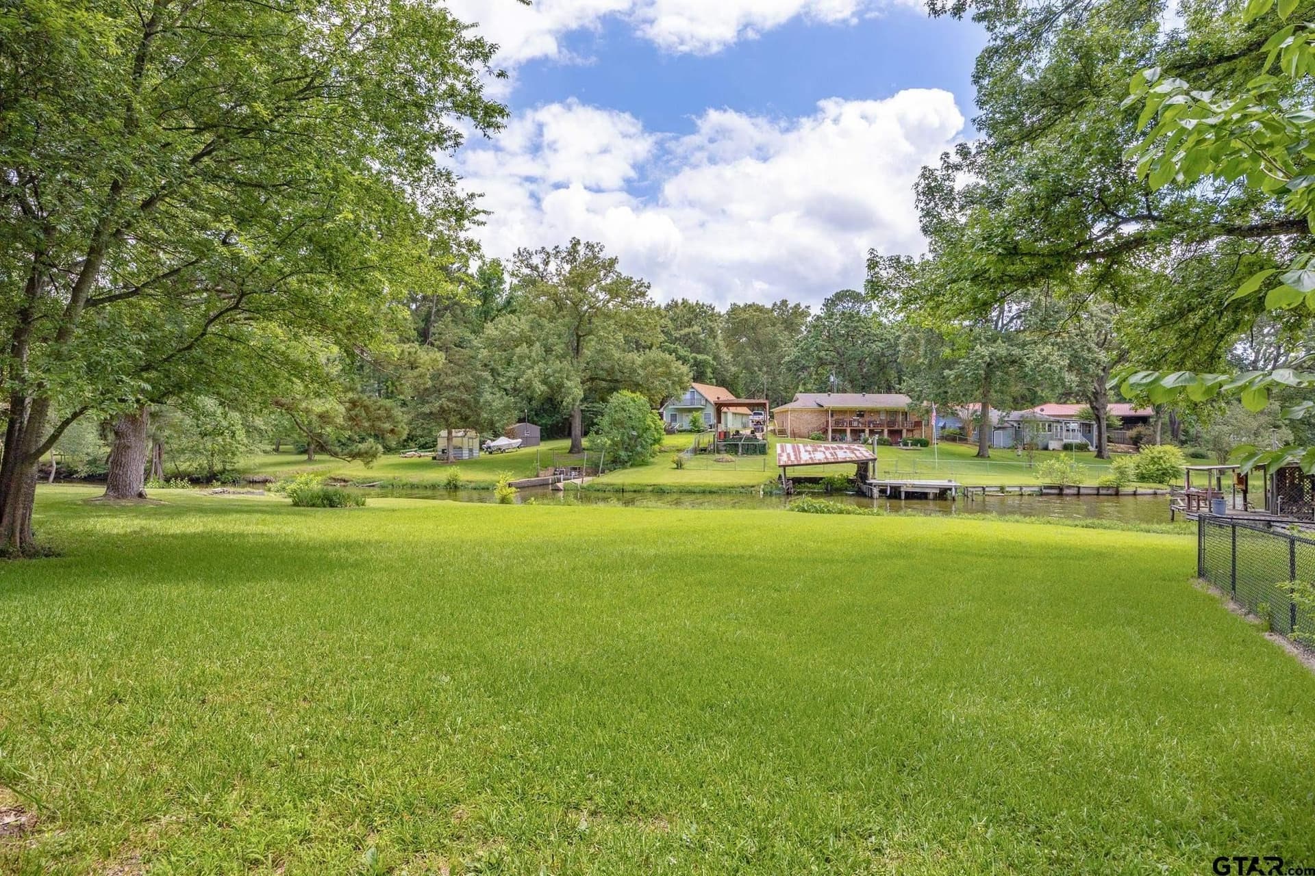 0.5 acres in Smith County