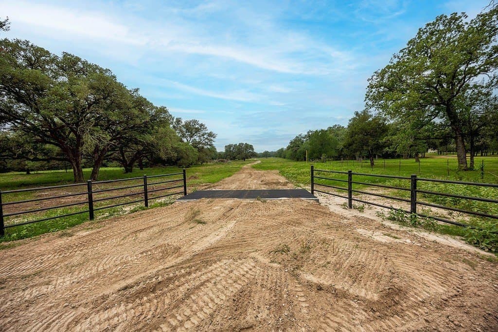11 acres in Fayette County