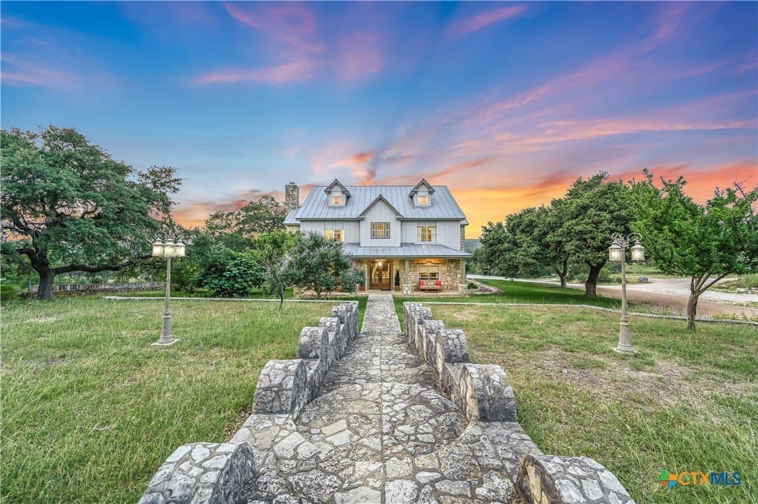 33.39 acres in Comal County
