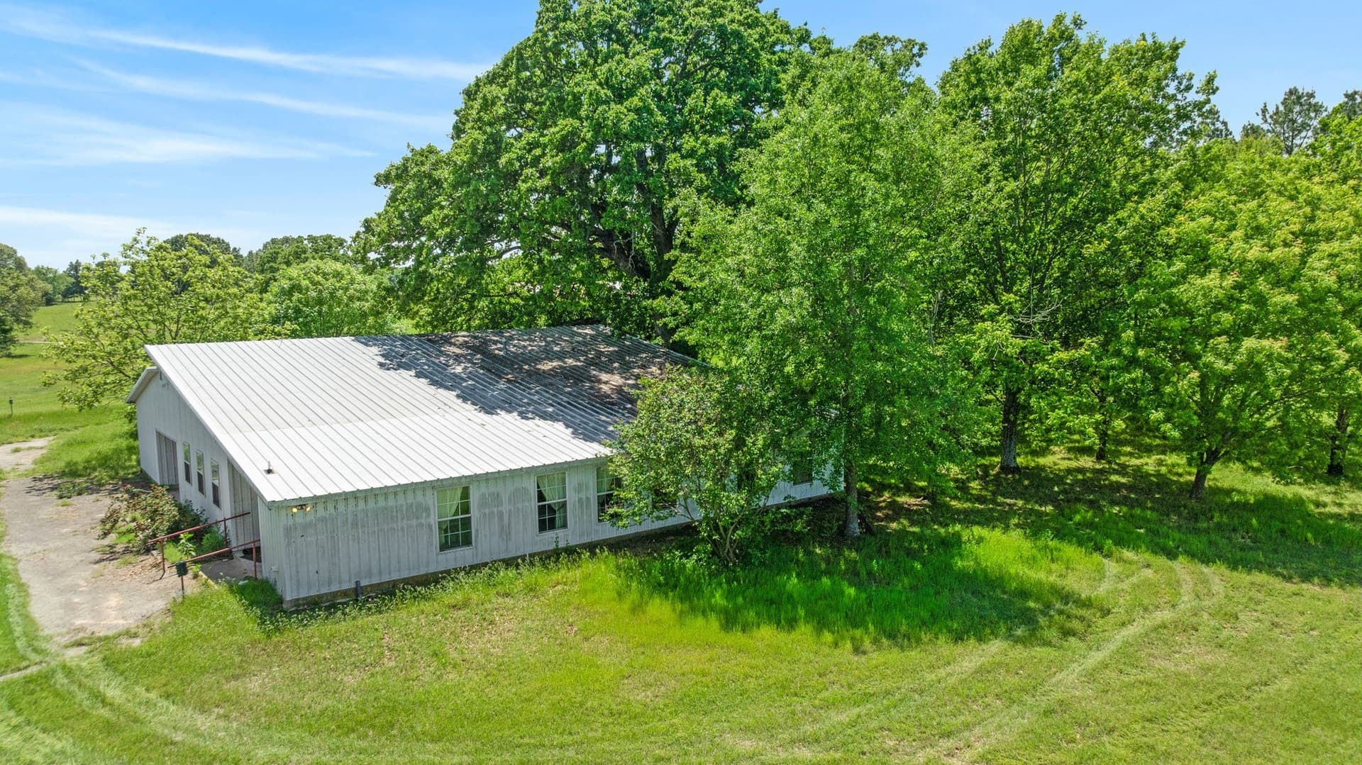 53.85 acres in Lamar County