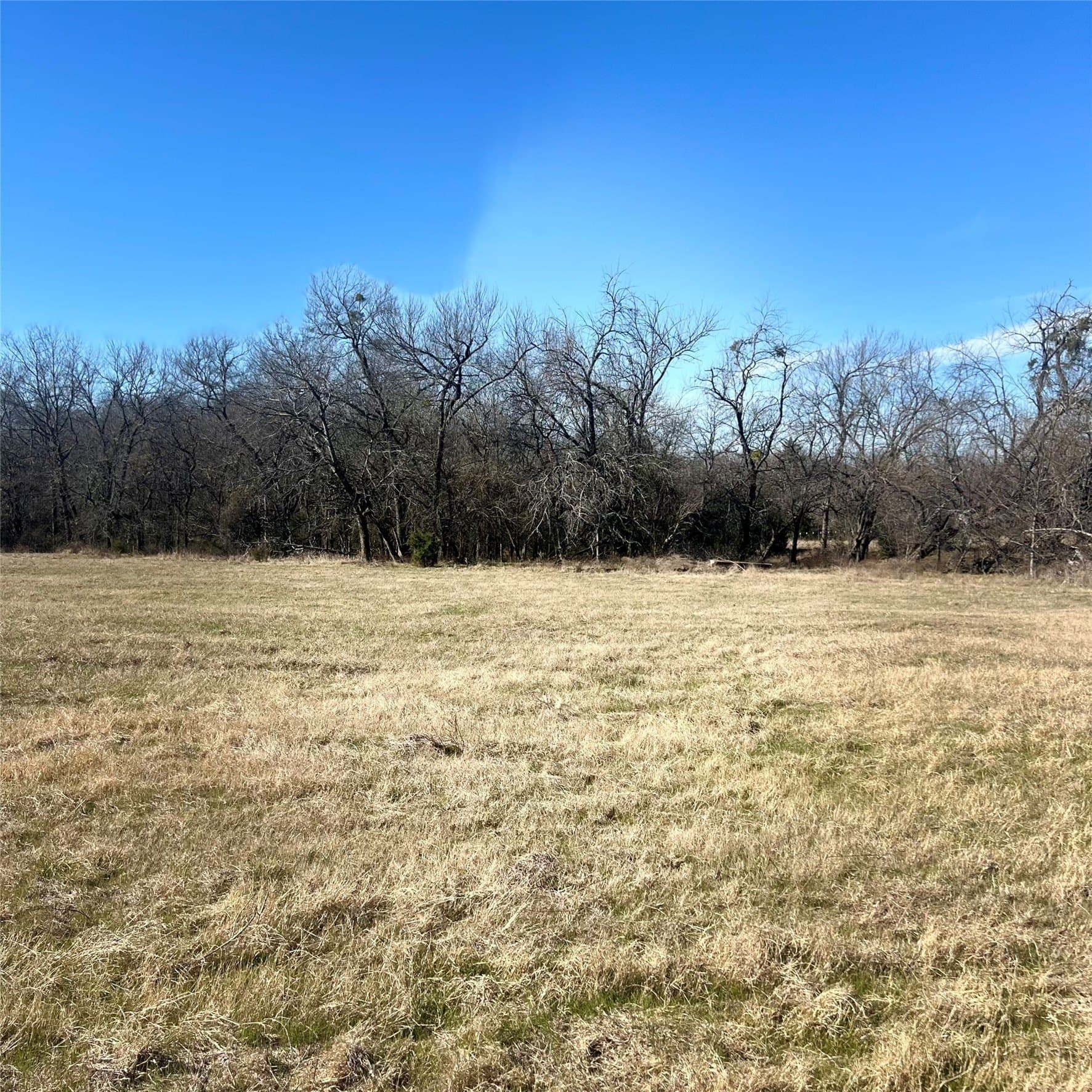10 acres in Hopkins County