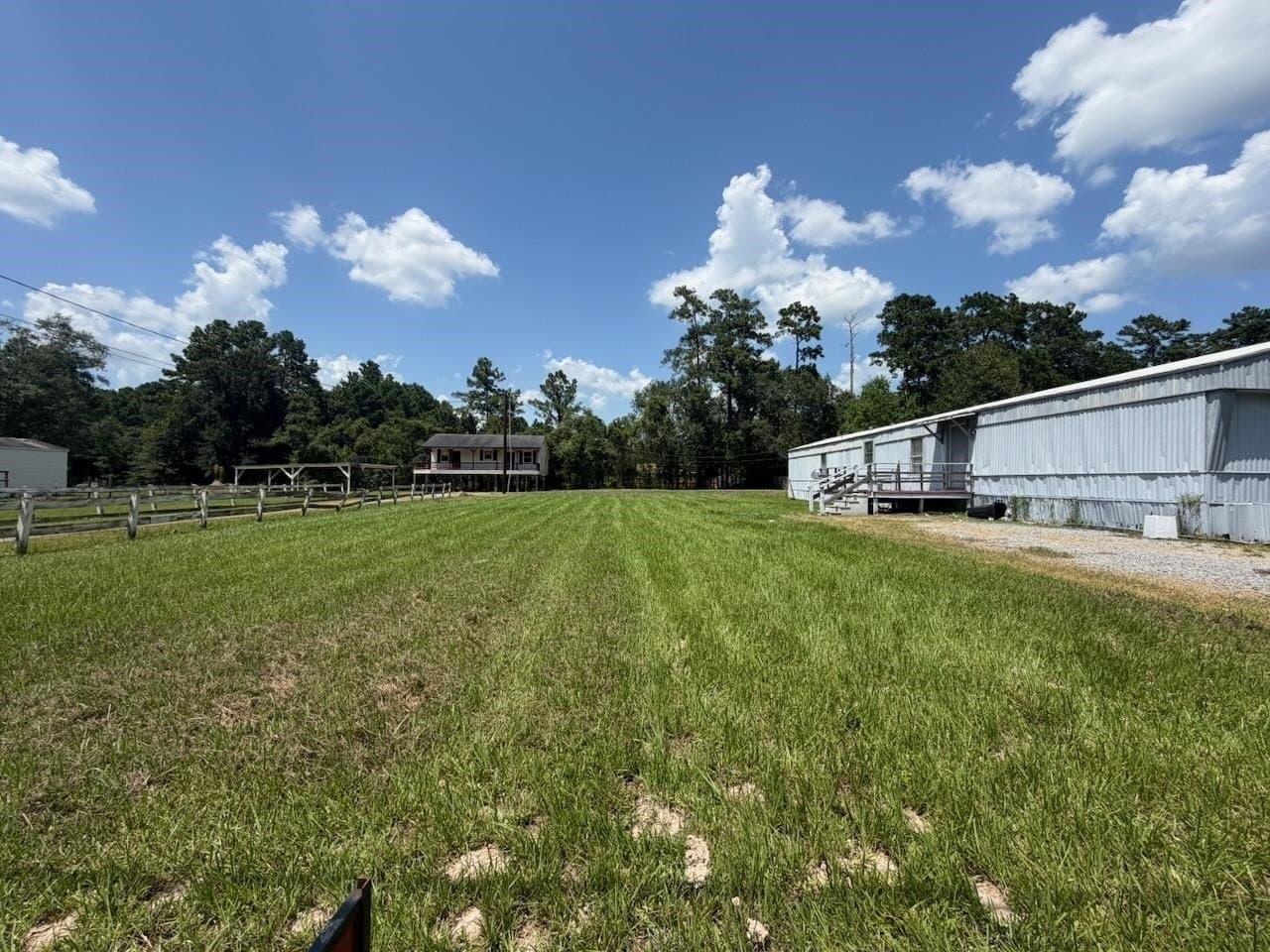 836 acres in Texas County
