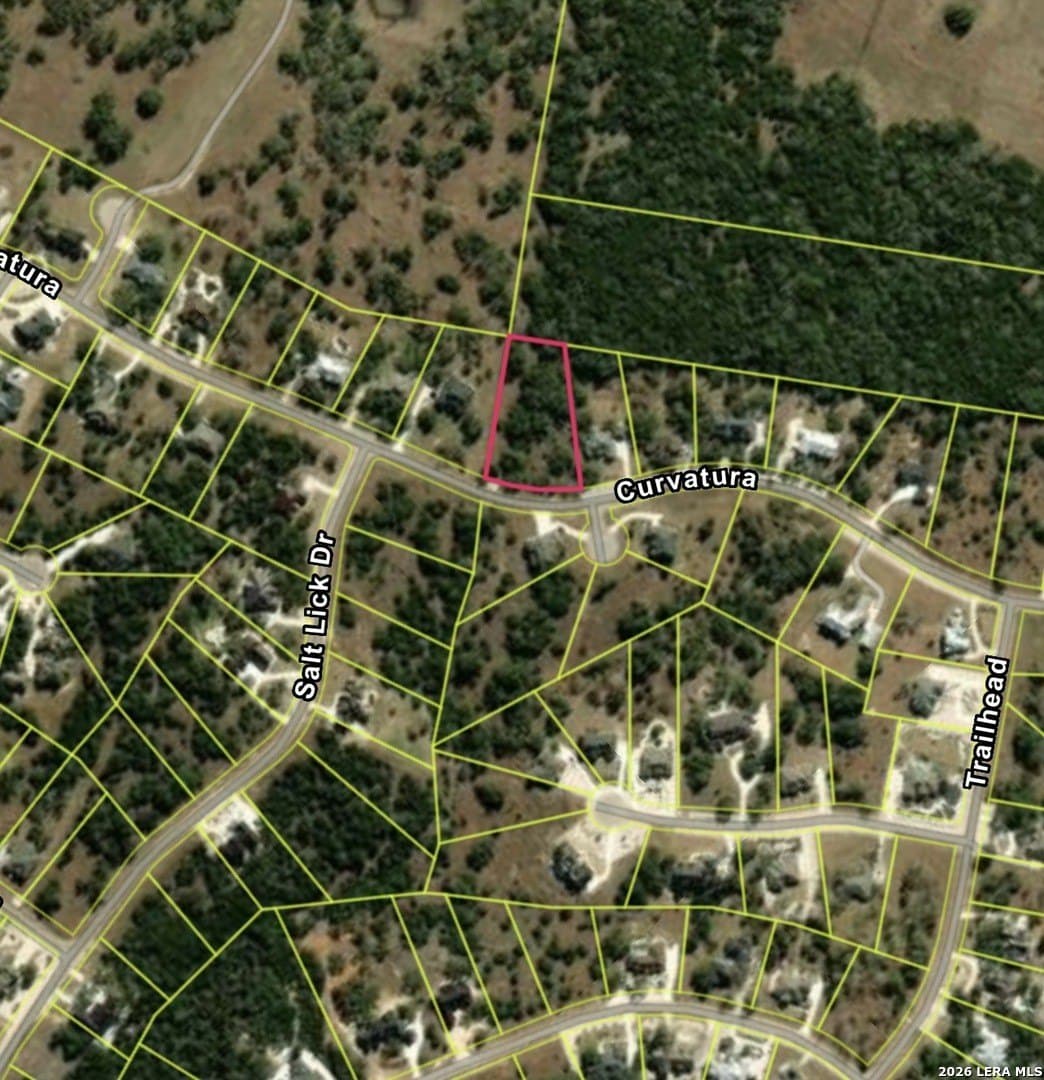 1.57 acres in Comal County