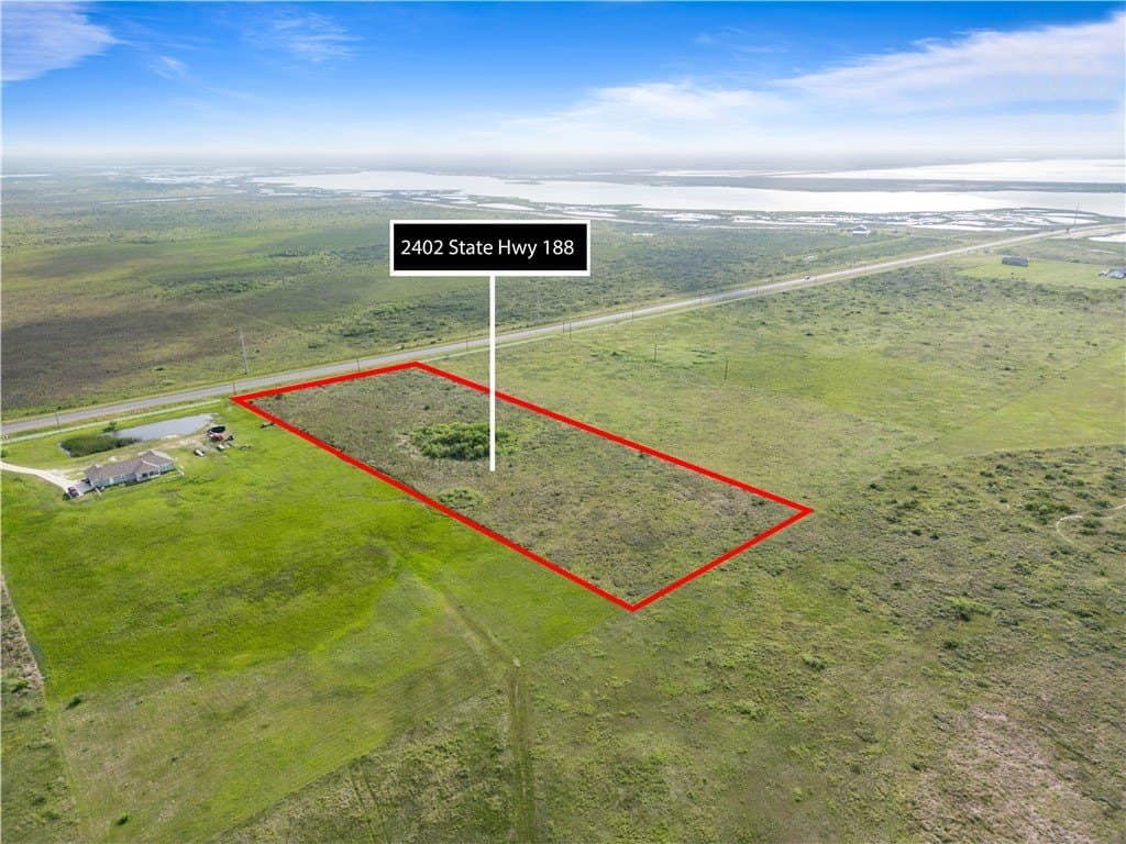 6 acres in Aransas County