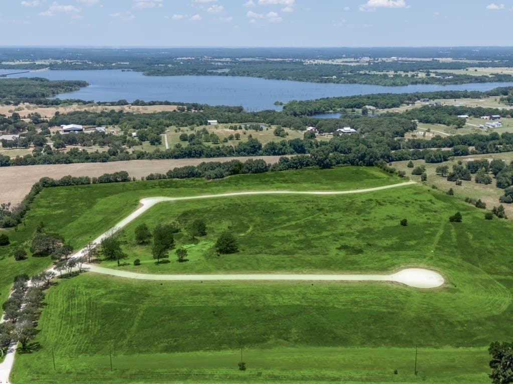 1.15 acres in Grayson County