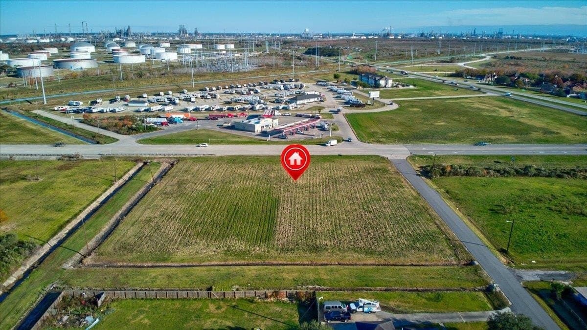 2.7 acres in Texas County