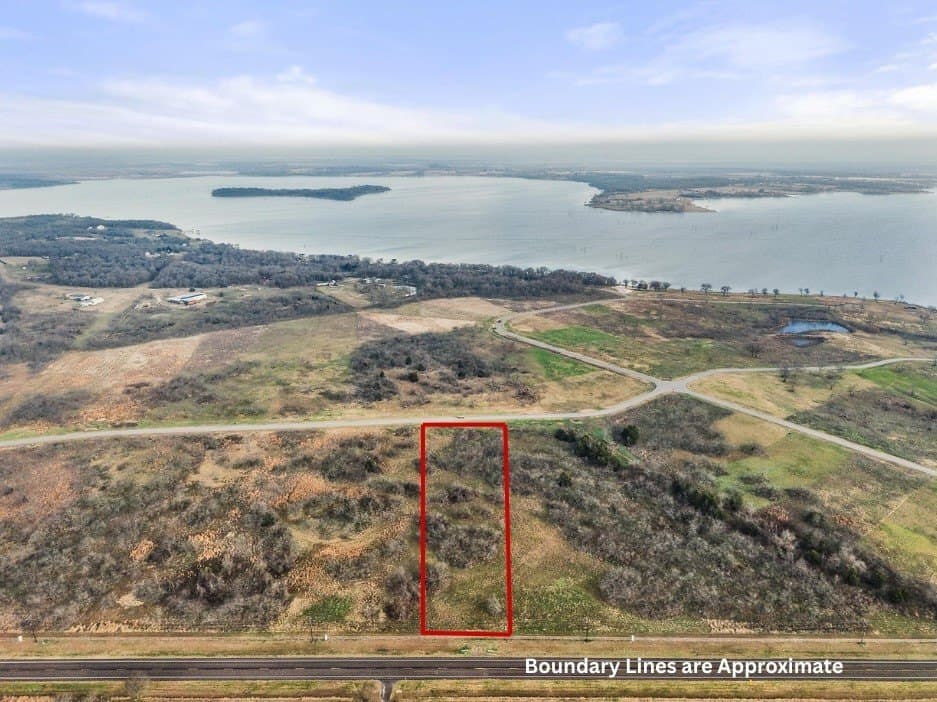 1.77 acres in Navarro County