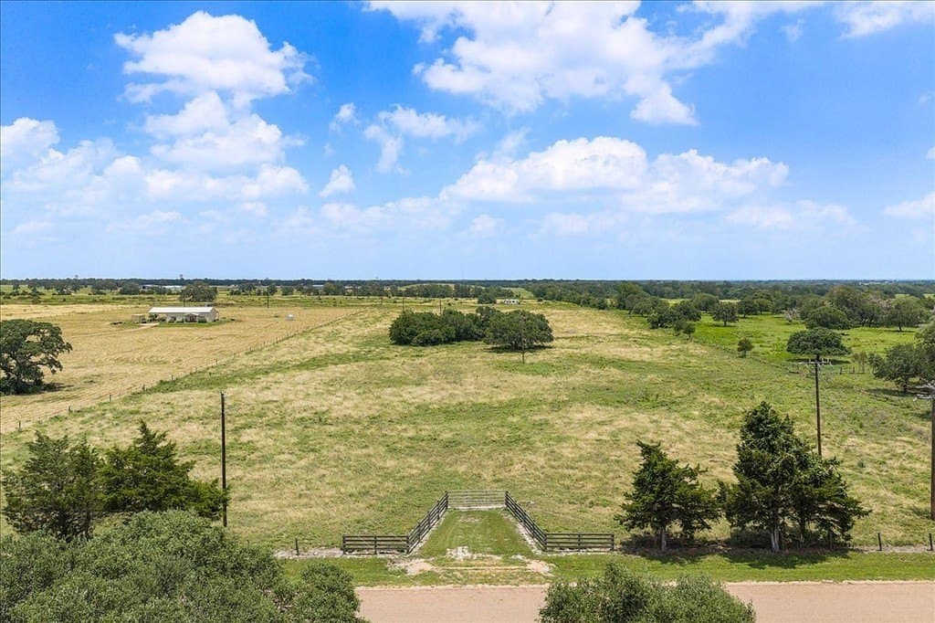 10.11 acres in Fayette County