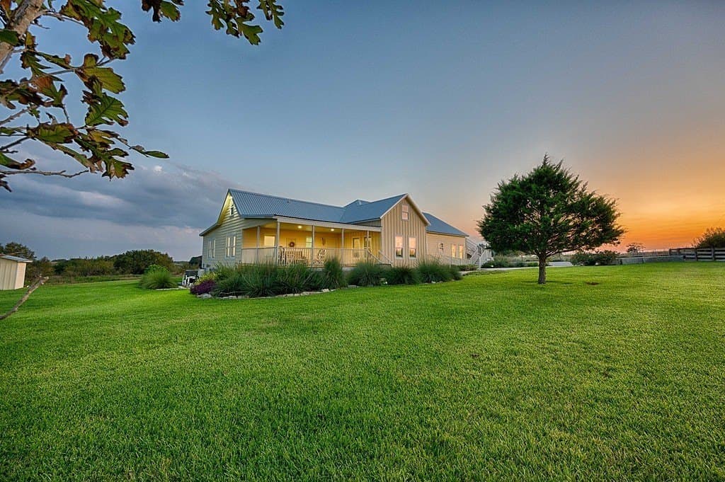 2 acres in Fayette County