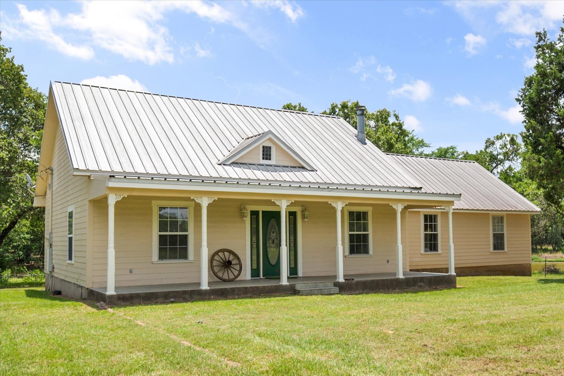 42.2 acres in Navarro County