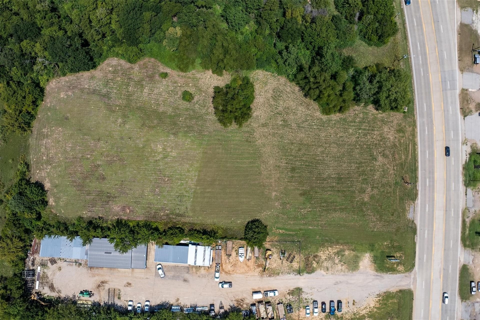 3 acres in Henderson County
