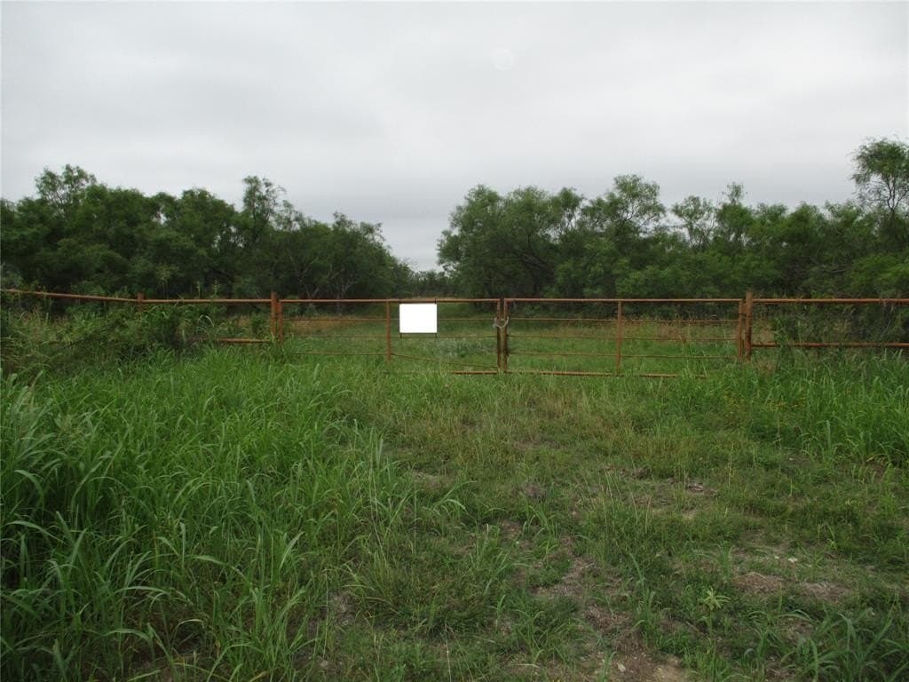 13.64 acres in Clay County