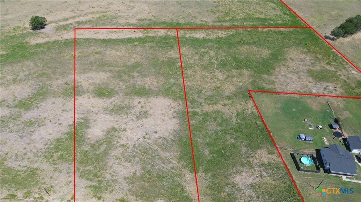 12.5 acres in Falls County
