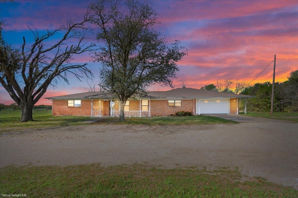 144 acres in McLennan County