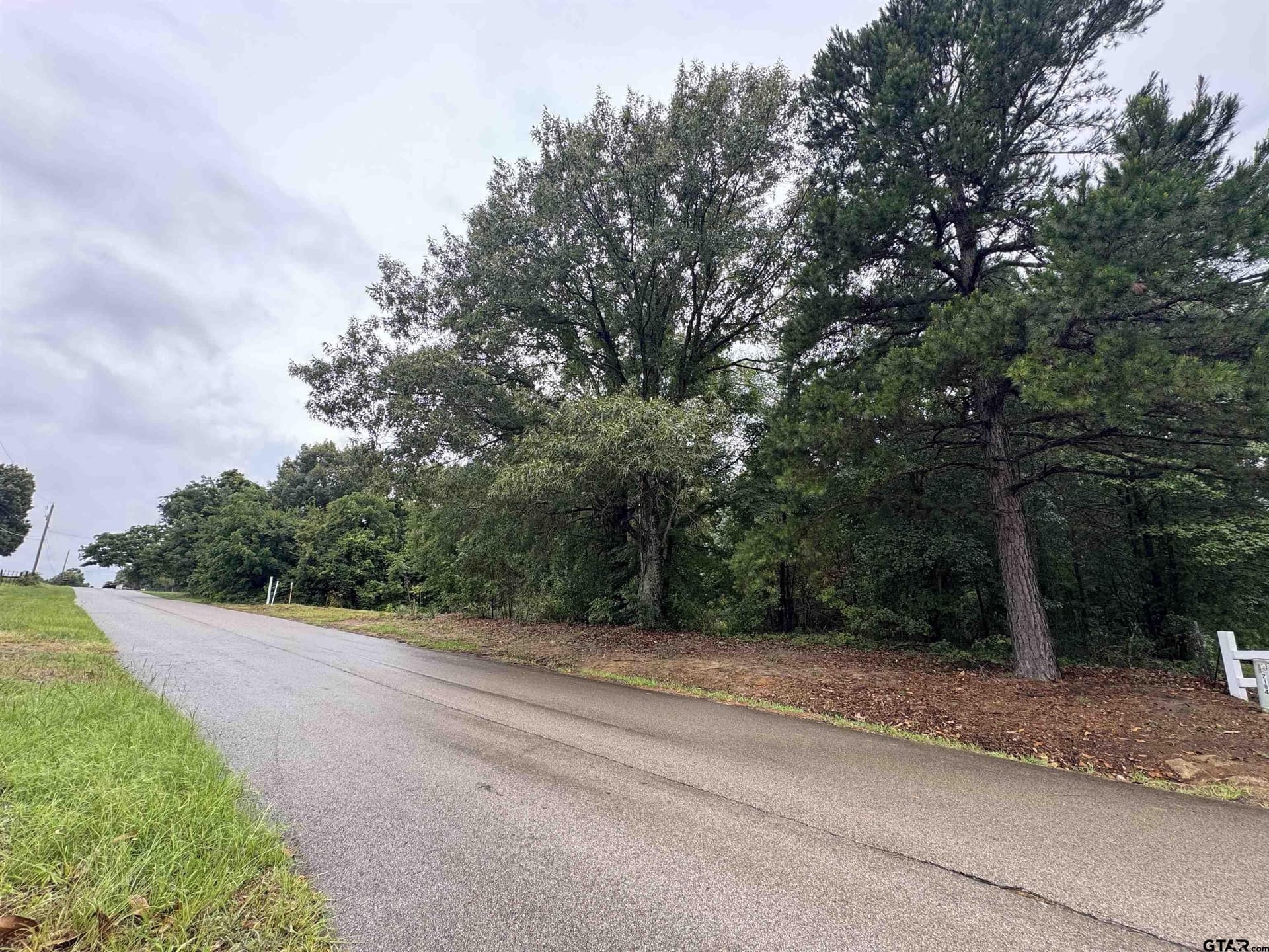 5 acres in Smith County
