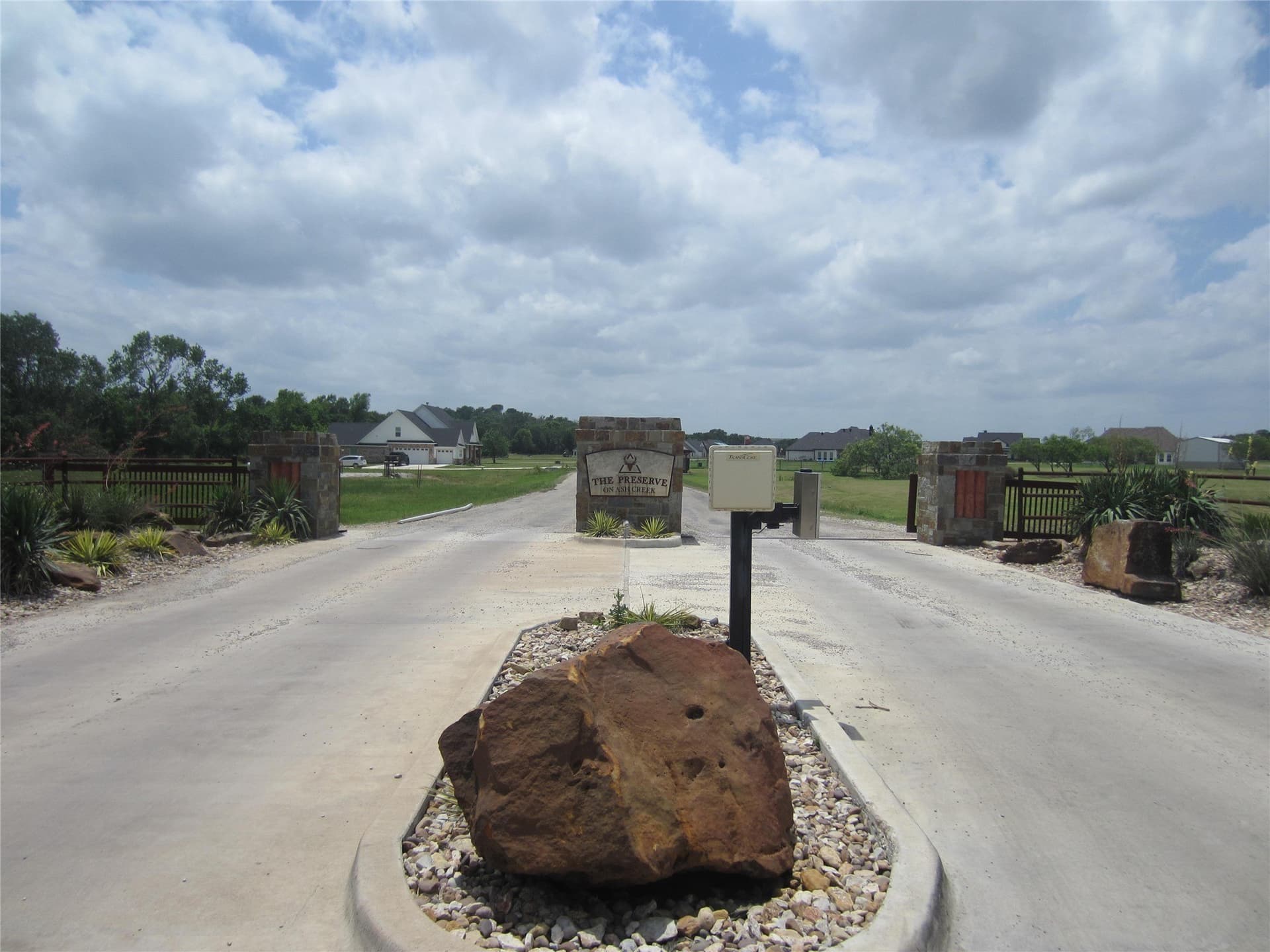 2.39 acres in Parker County