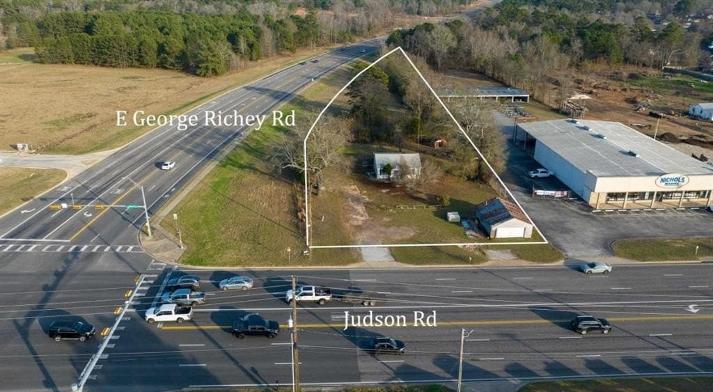 1.44 acres in Gregg County