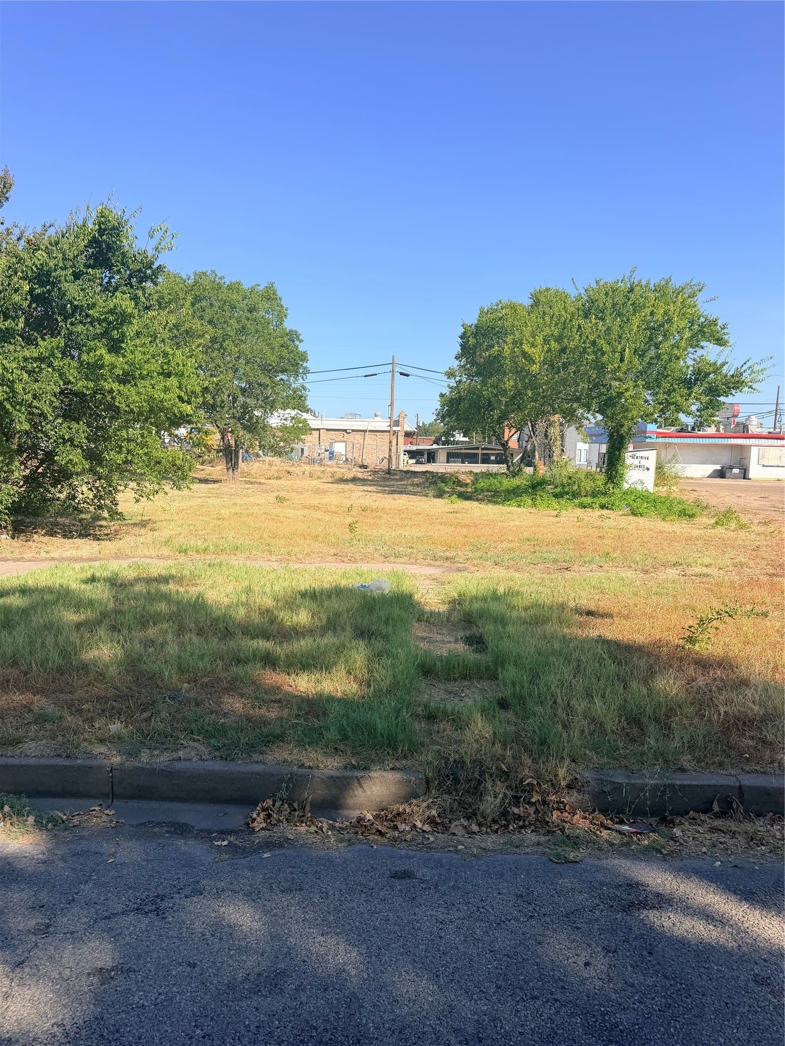0.13 acres in Ellis County