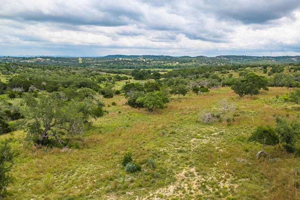 5.01 acres in Kerr County