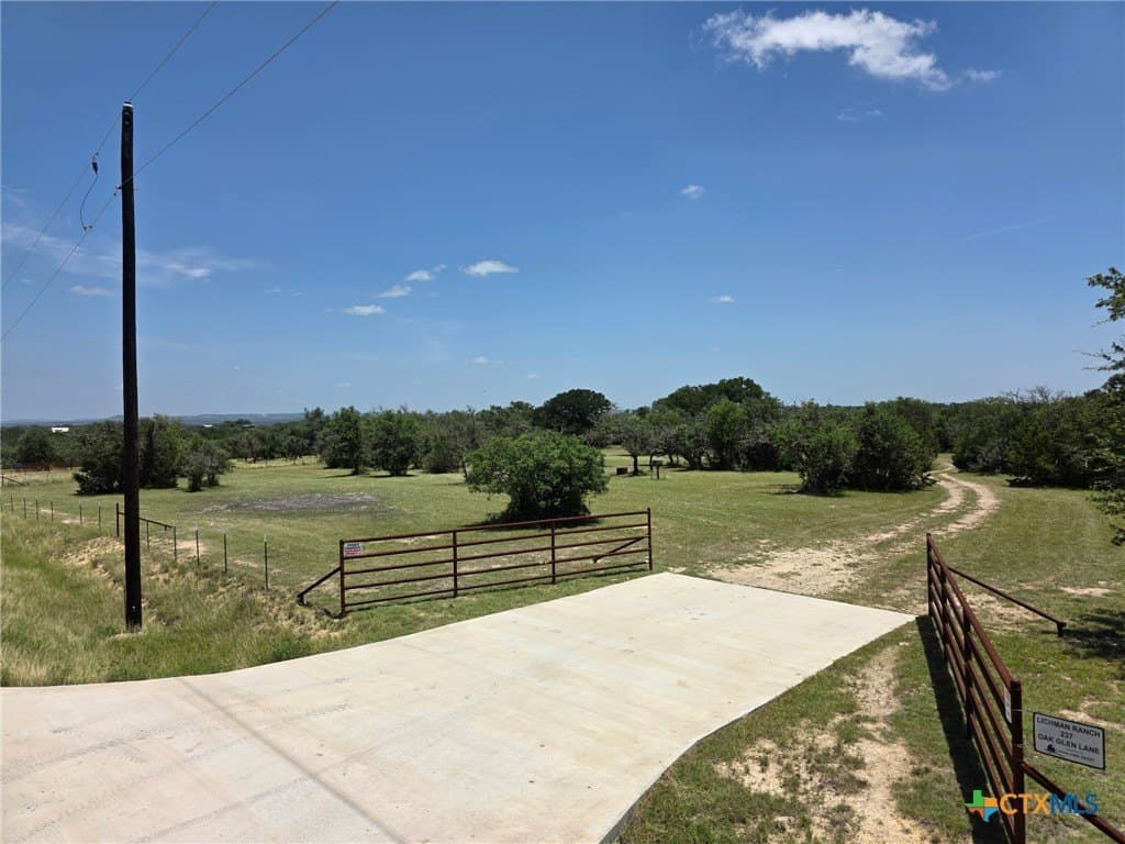 12.18 acres in Burnet County
