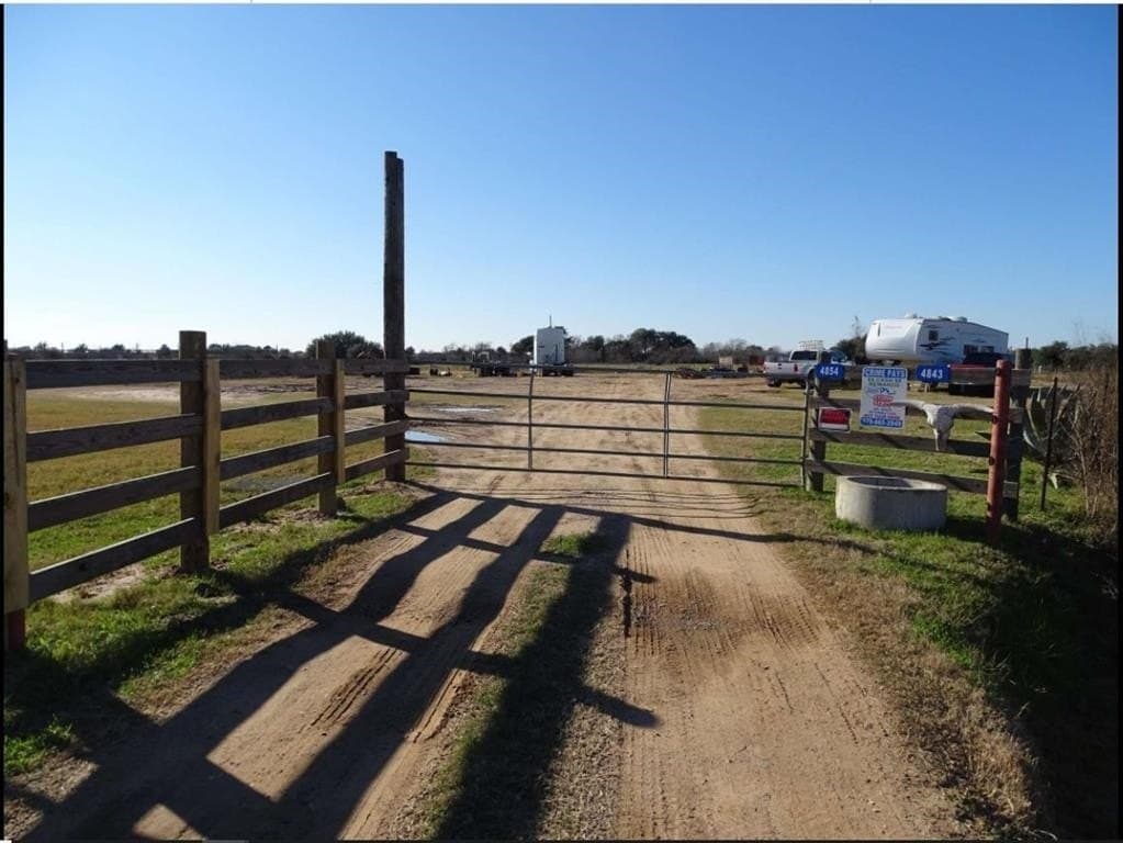 13.06 acres in Austin County