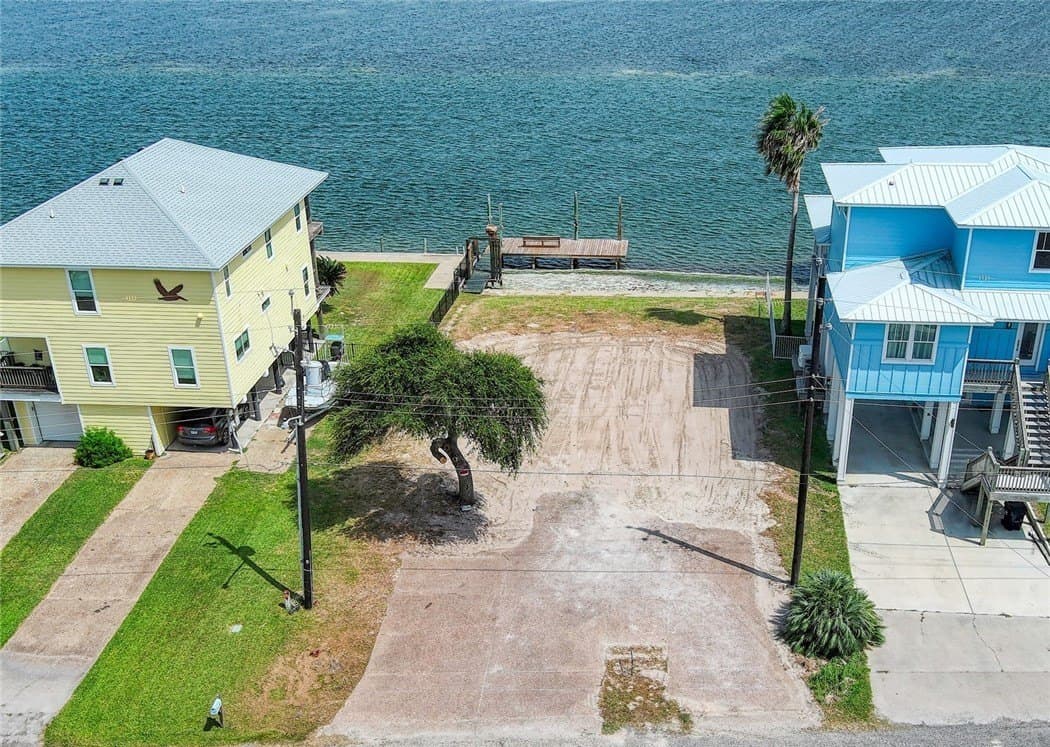 0.18 acres in Aransas County
