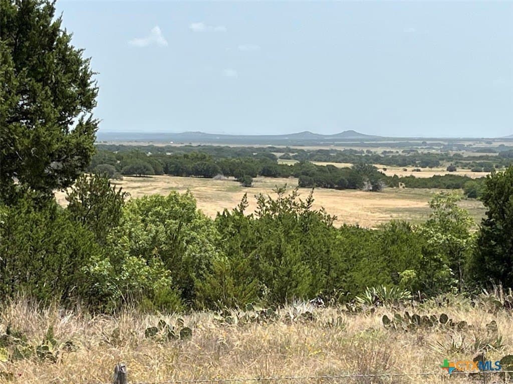 17.95 acres in Lampasas County