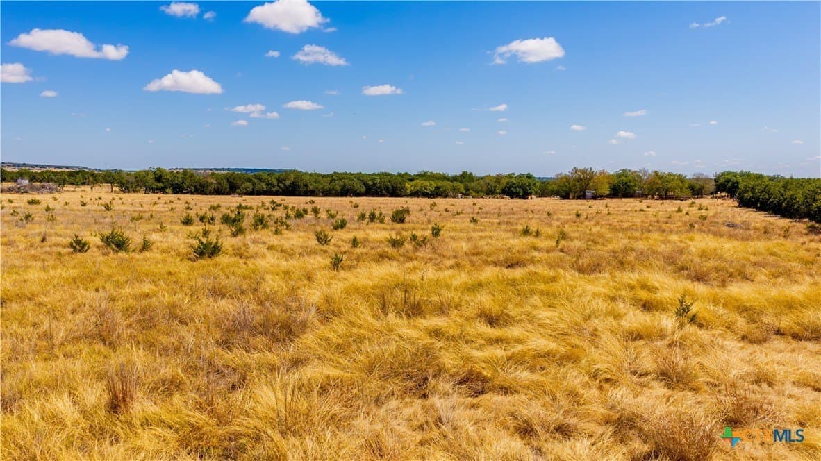 22.04 acres in Lampasas County