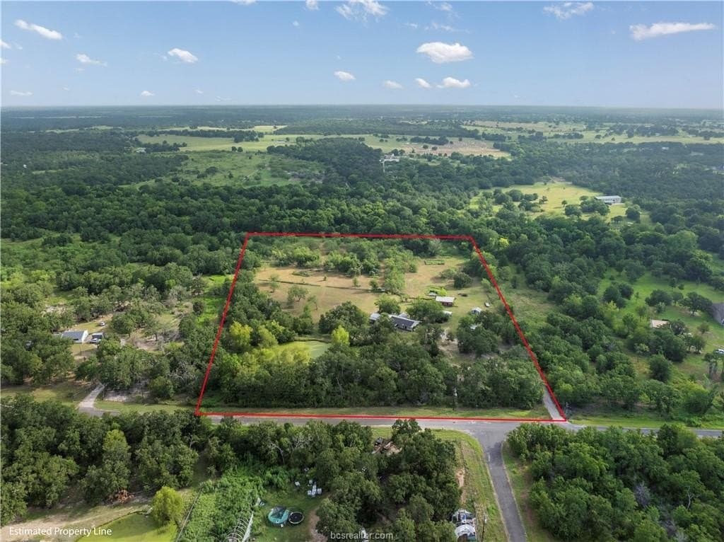 10 acres in Grimes County