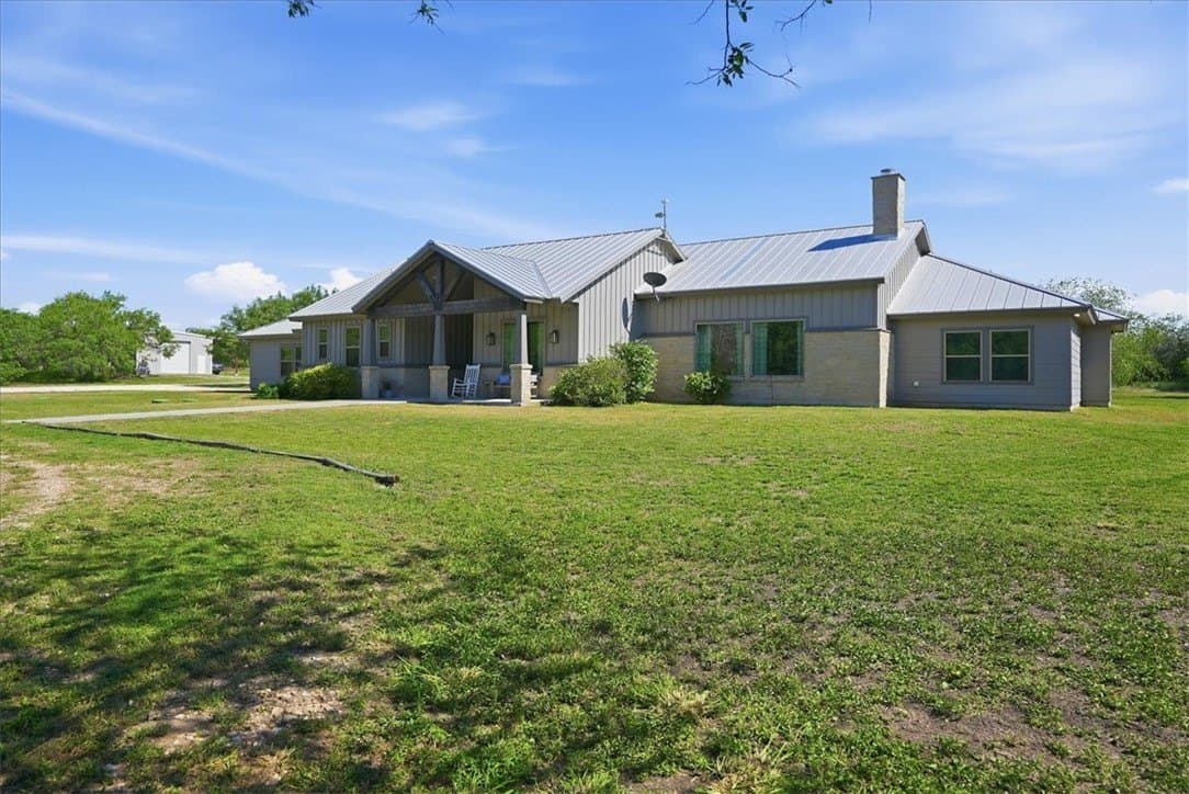 10.1 acres in San Patricio County