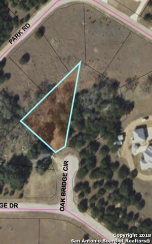 0.6 acres in Bandera County
