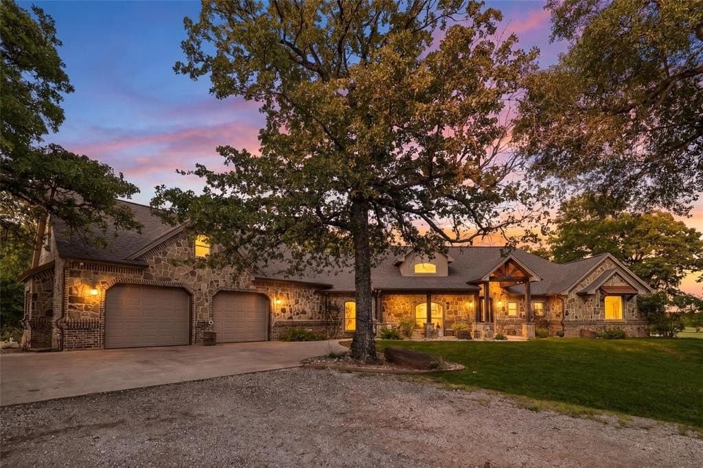 23.38 acres in Johnson County