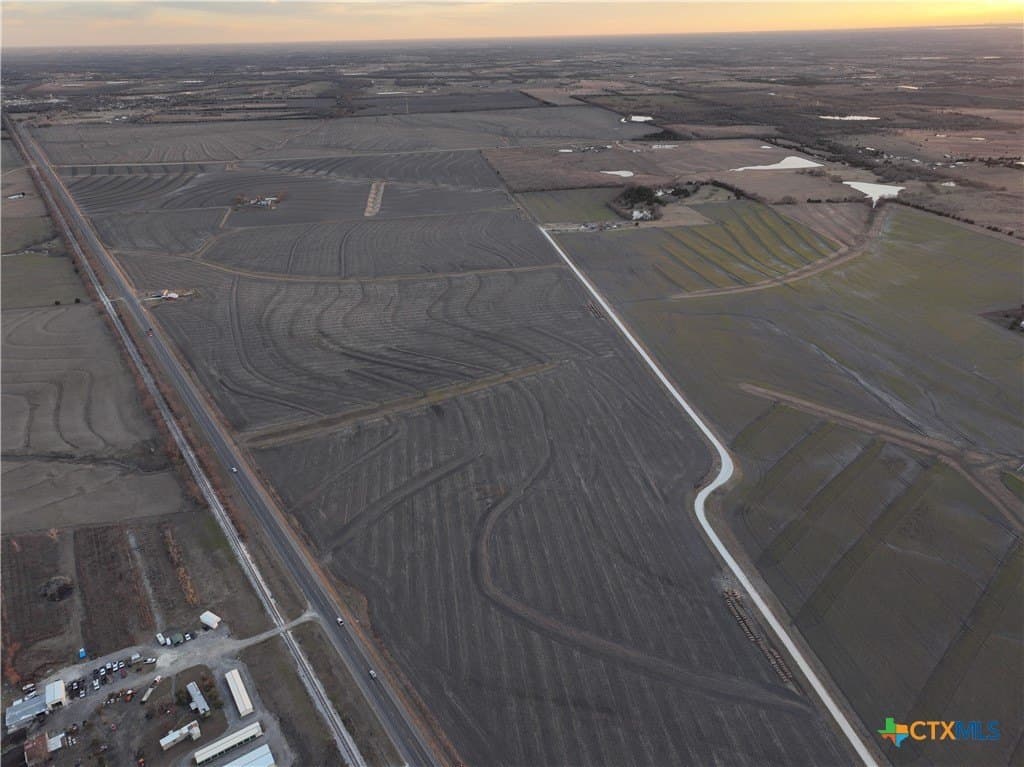 158.7 acres in Hunt County