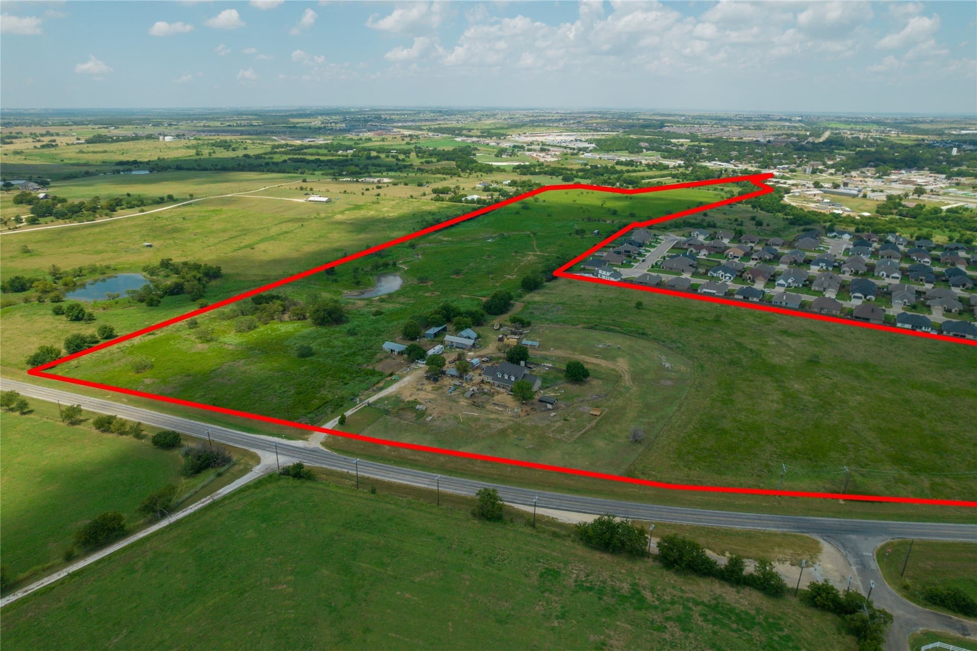 58.87 acres in Johnson County