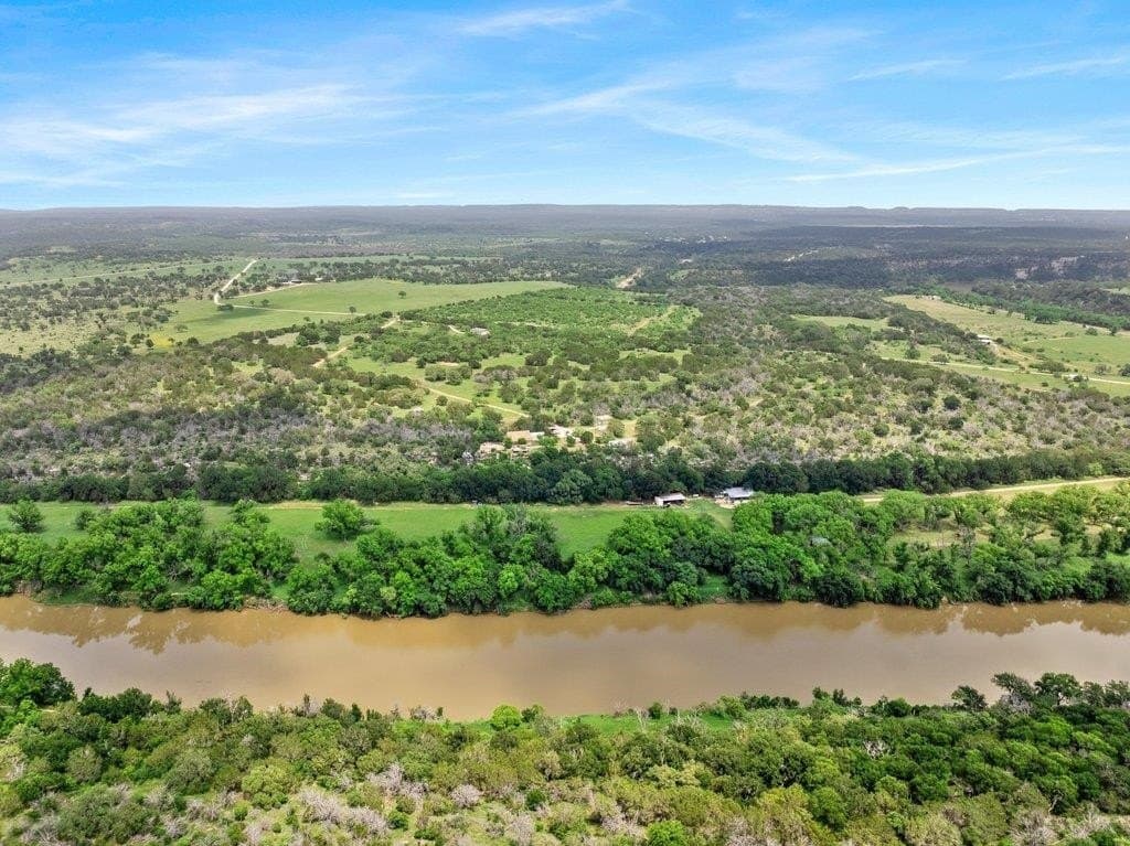 99.22 acres in Lampasas County