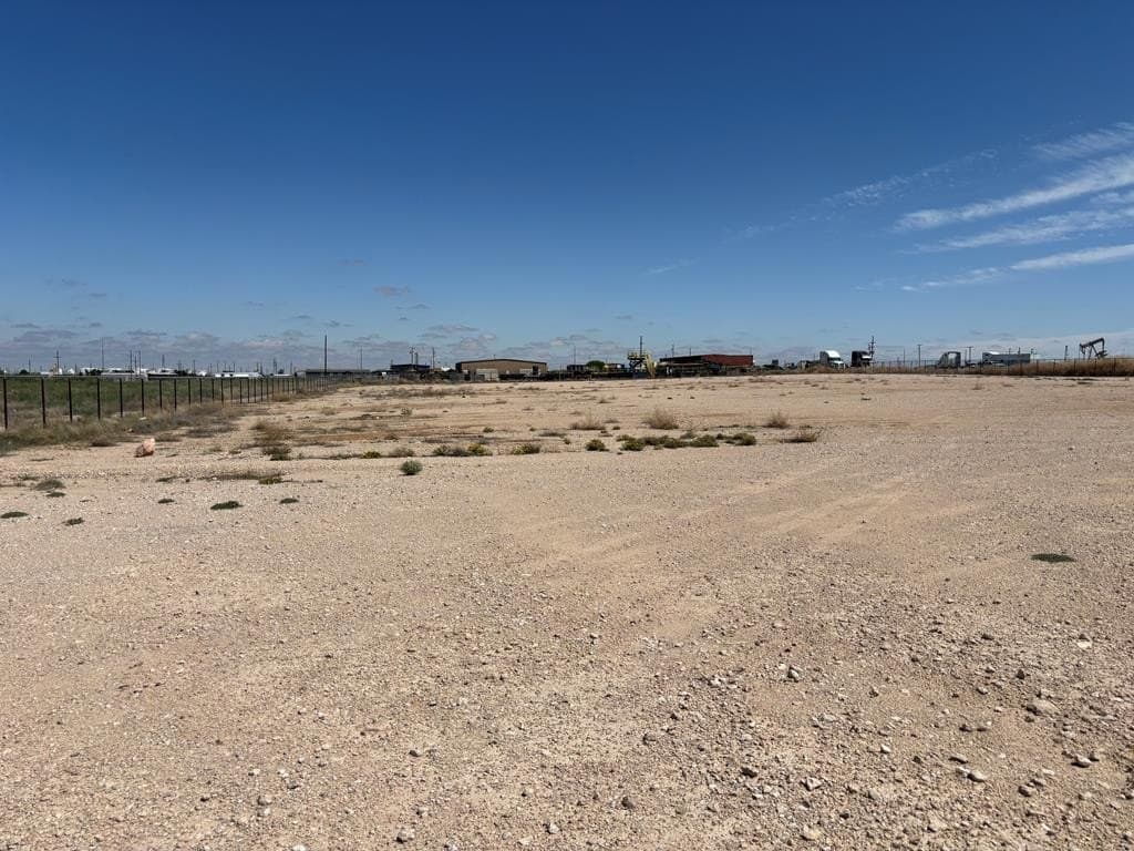 2.89 acres in Ector County