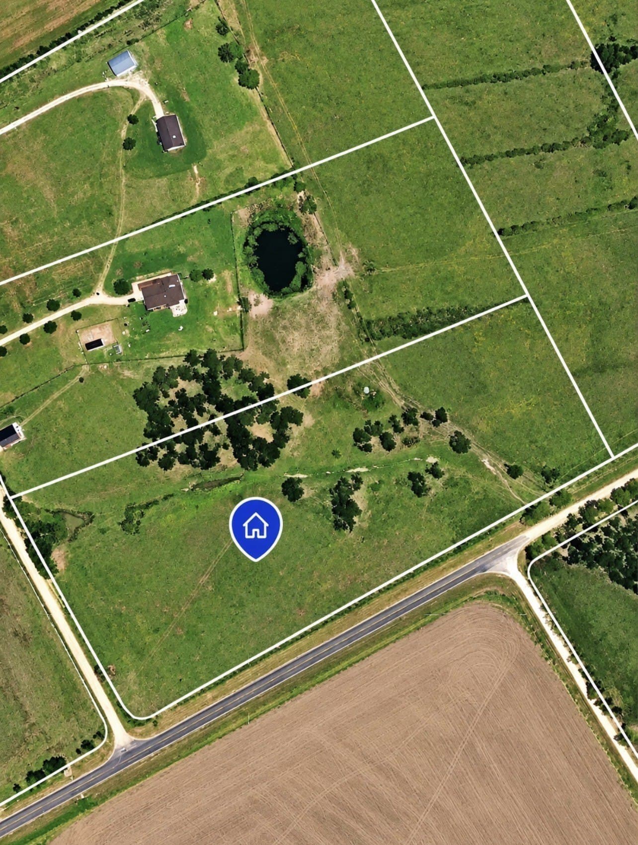 11 acres in Falls County