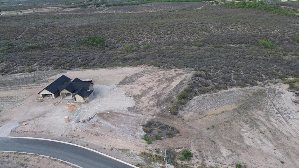 1.51 acres in Maverick County