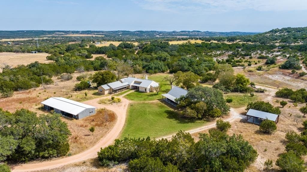 28.79 acres in Gillespie County