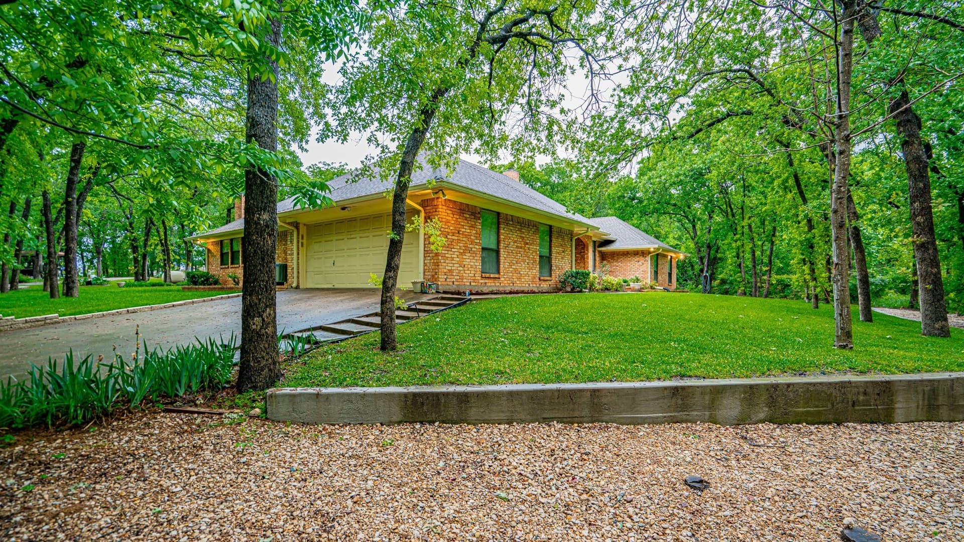 28.94 acres in Hood County