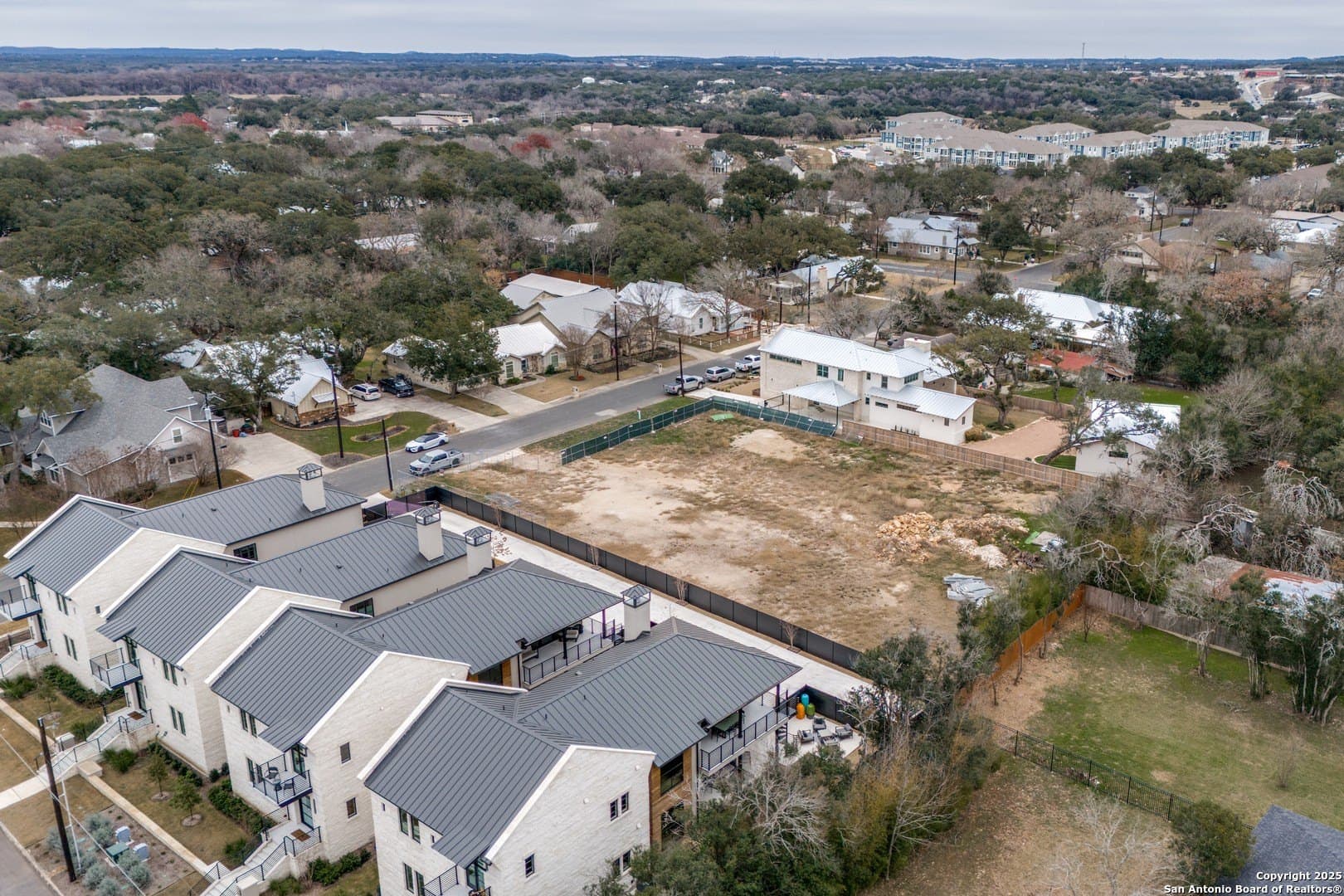 0.33 acres in Kendall County