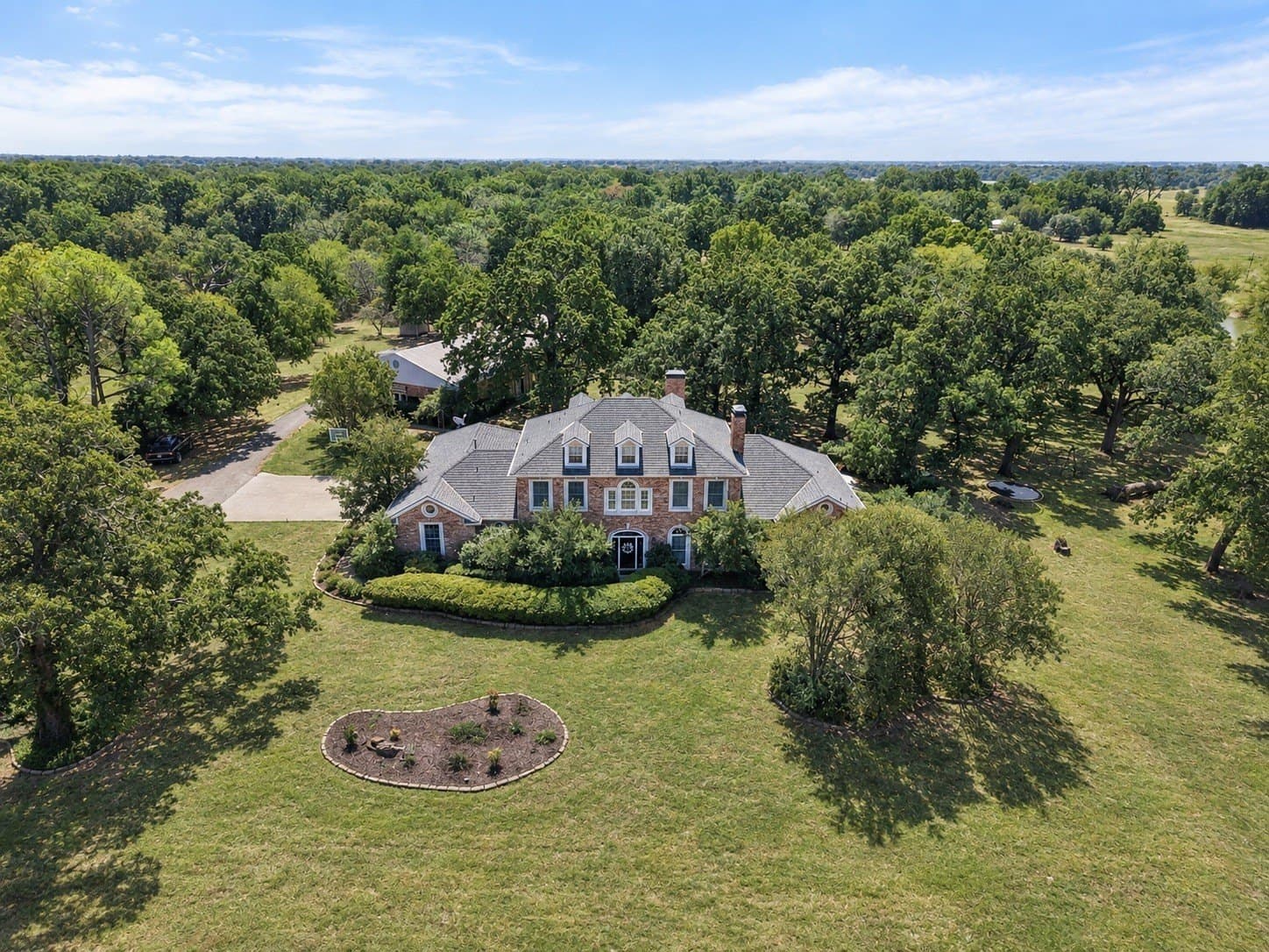 188.8 acres in Navarro County
