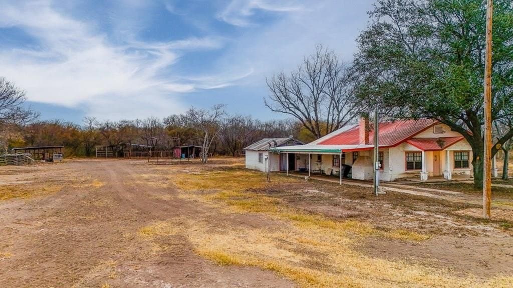 283,575 acres in Maverick County