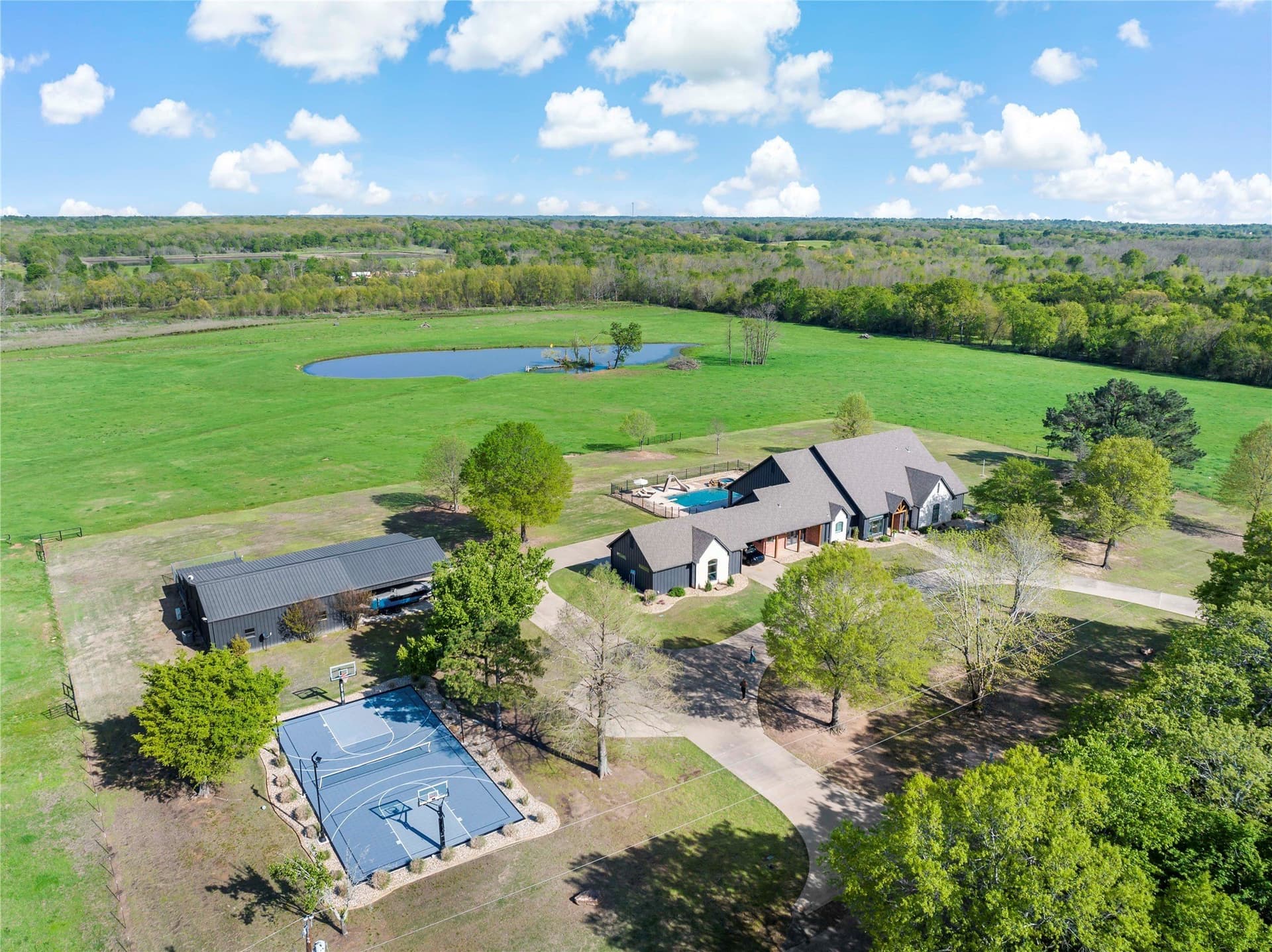54 acres in Lamar County