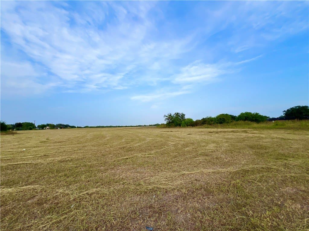 3.18 acres in Jim Wells County