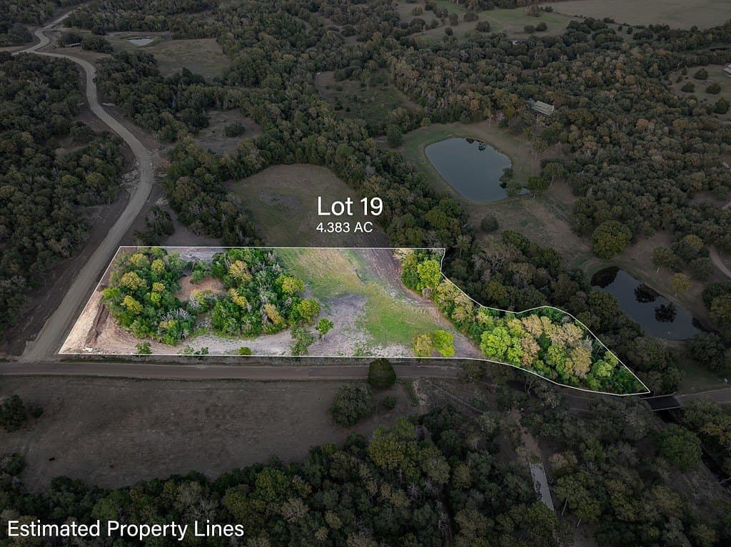 4.38 acres in Fayette County