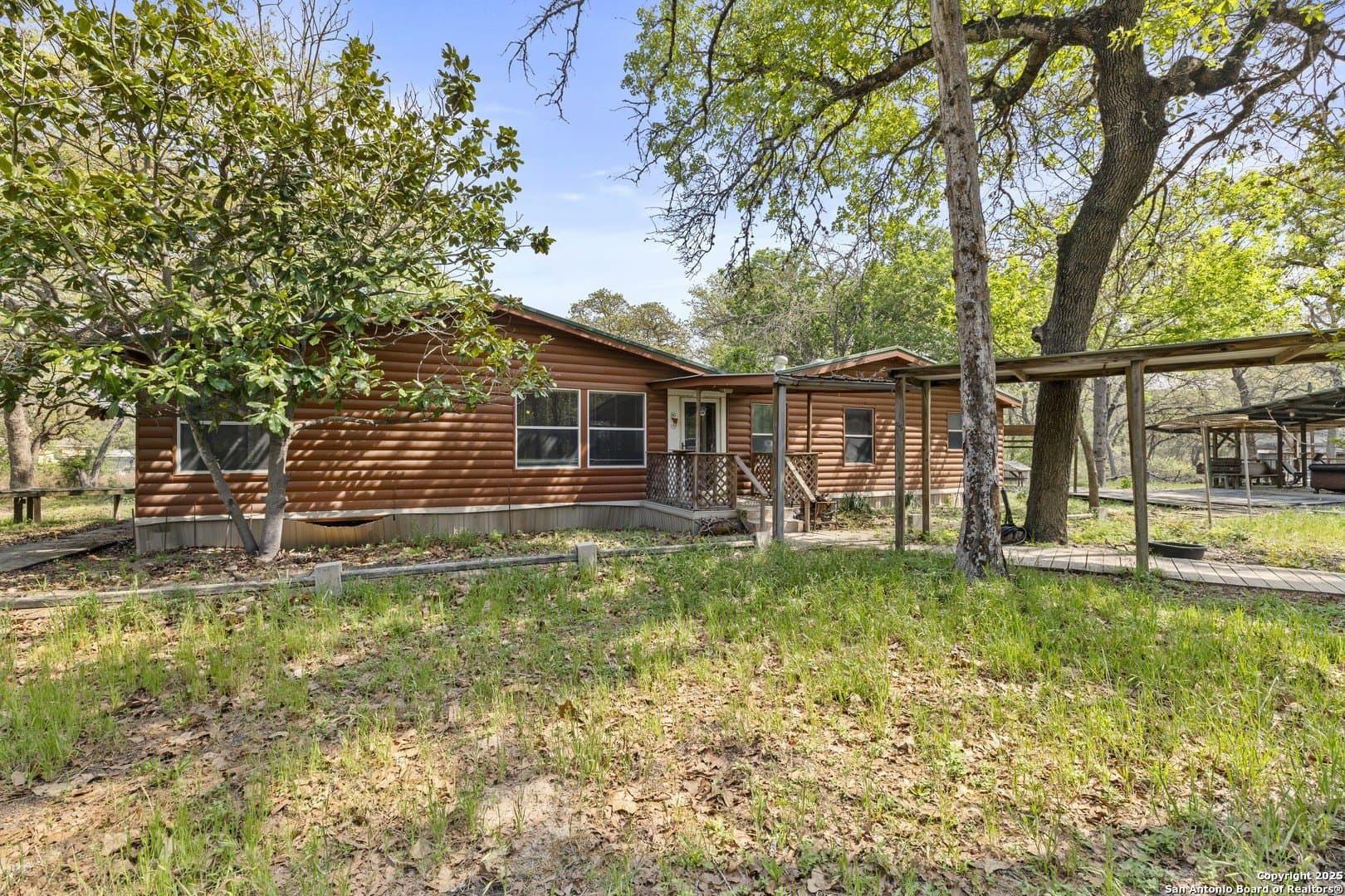 10 acres in Guadalupe County