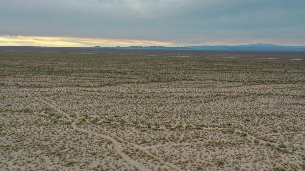 320 acres in Presidio County