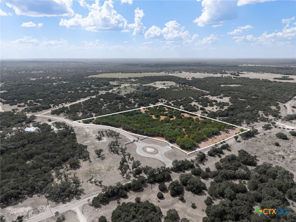 10.19 acres in Burnet County